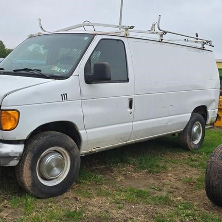 2006 FORD E250