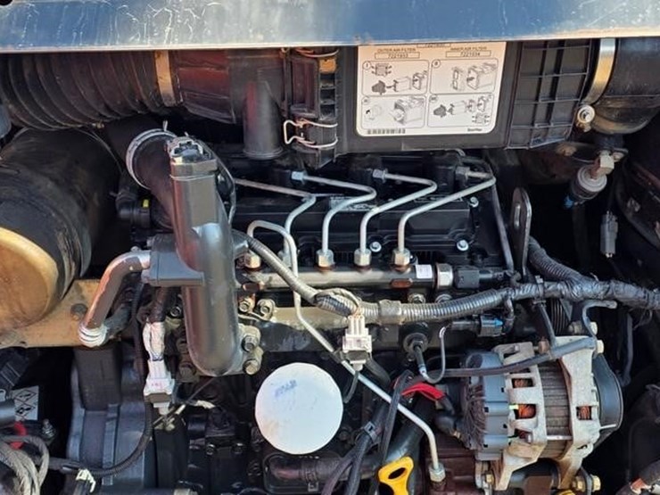 2016-bobcat-t650-image-43