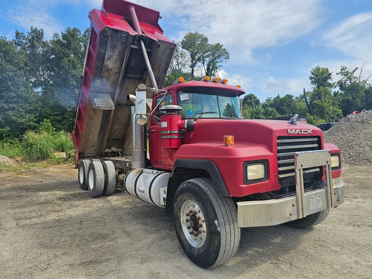 #15804-•-1998-mack-rd688s-dump-truck-image-83