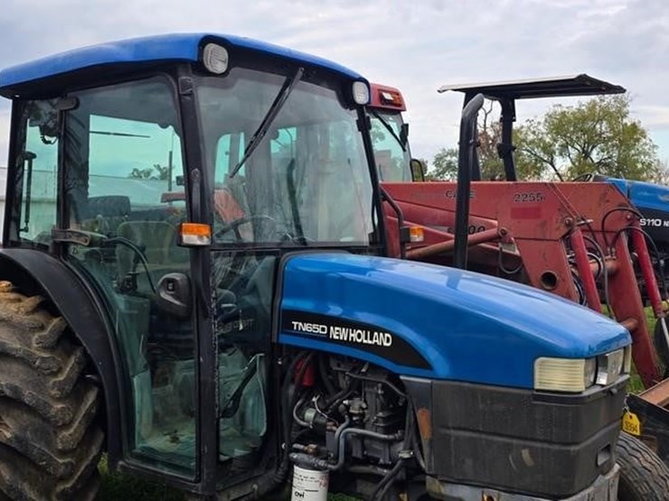 new-holland-tn65d-image-29