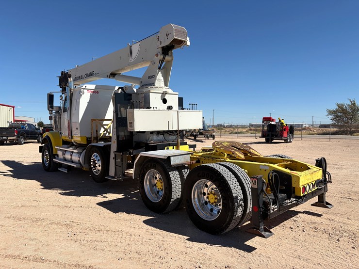 2012-western-star-4900fa-image-7
