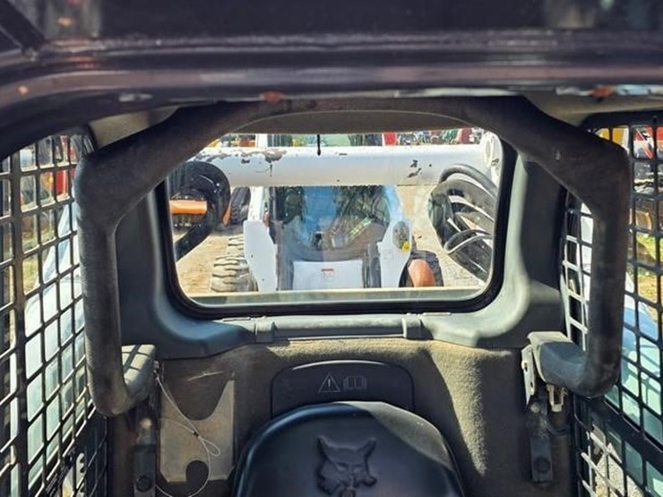 2016-bobcat-t650-image-48