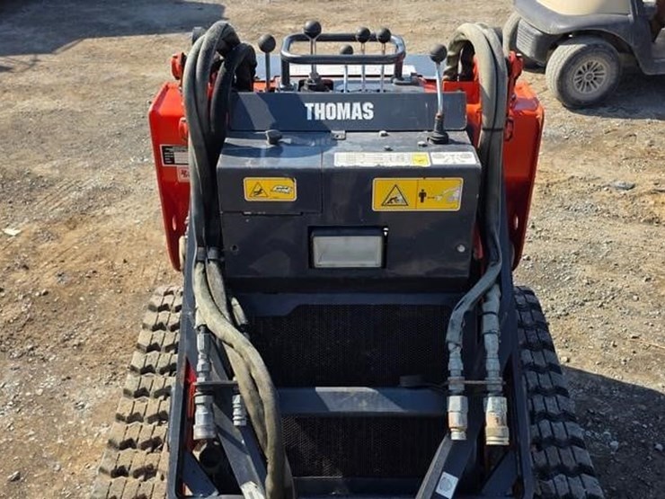 2005-thomas-35dt-image-28