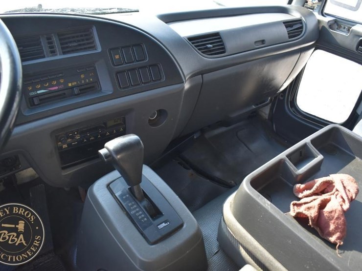 2002-chevrolet-wt5500-43182-image-15
