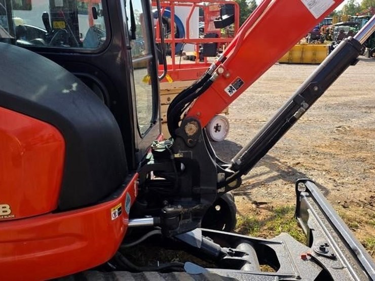 2018-kubota-u55-4-image-31