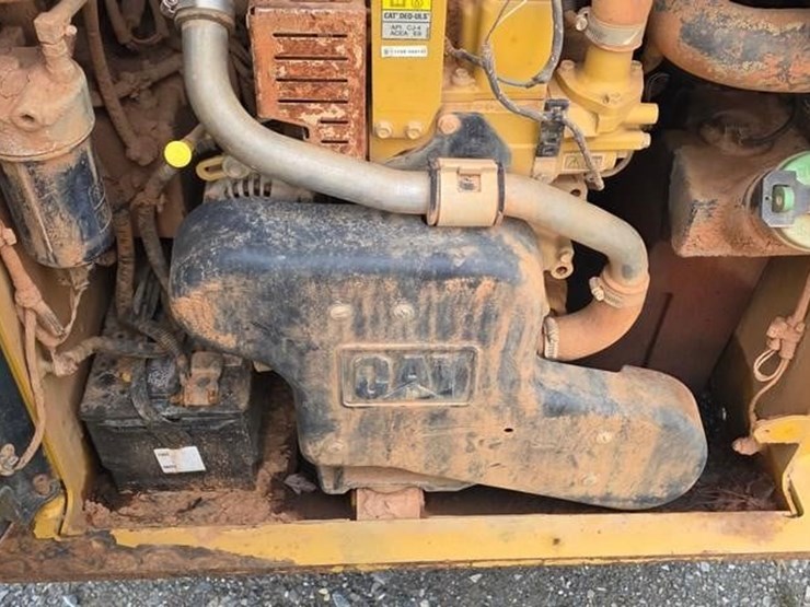 caterpillar-259d-image-39