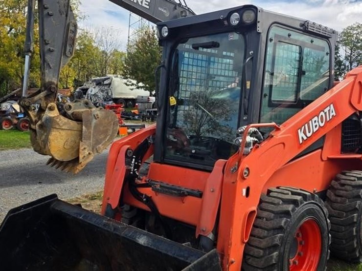 2019-kubota-ssv75-image-7