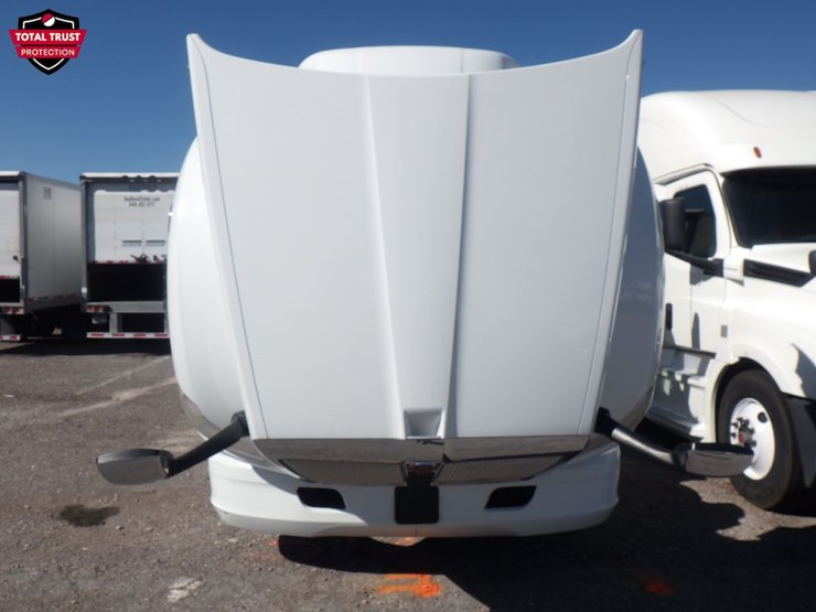 2020-kenworth-t680-image-21