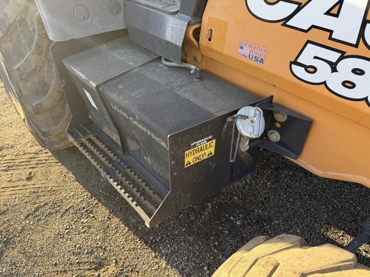 2019-case-588h-rough-terrain-forklift-image-23
