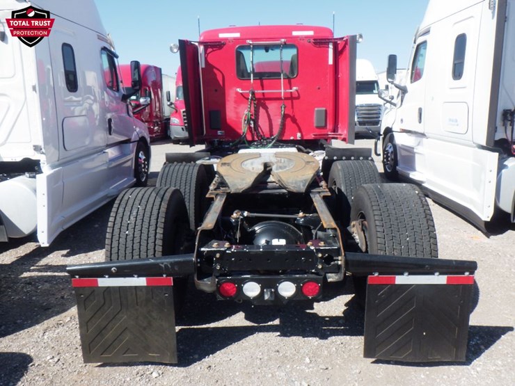 2021-kenworth-t680-image-8