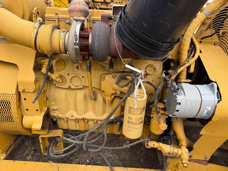 caterpillar-345-image-11