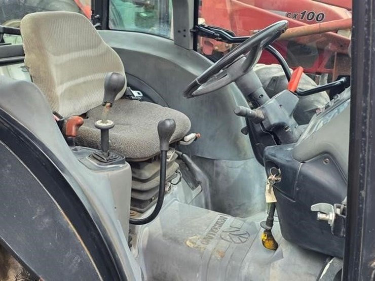 new-holland-tn65d-image-38