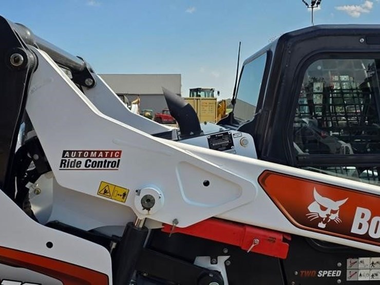 2020-bobcat-s76-image-16