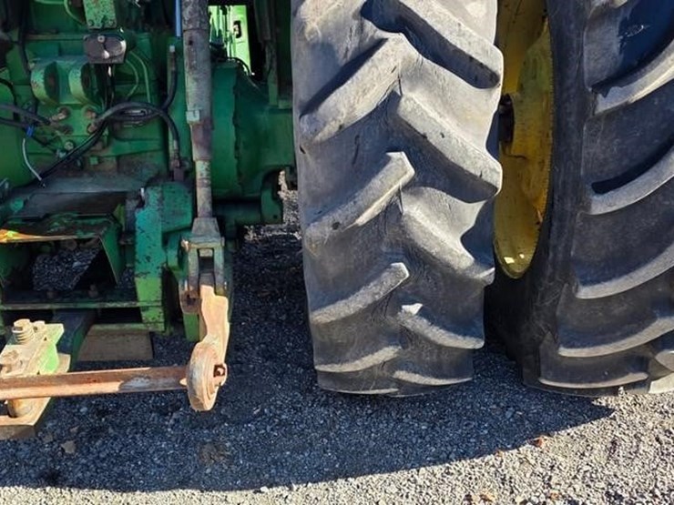 john-deere-8850-image-28