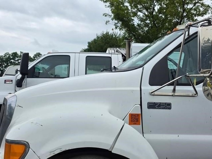 2006-ford-f750-sd-image-9