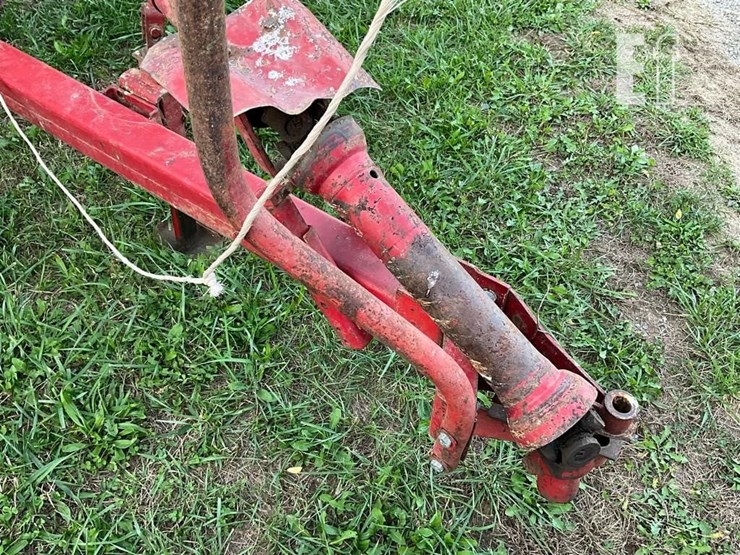 new-holland-hayliner-273-image-20