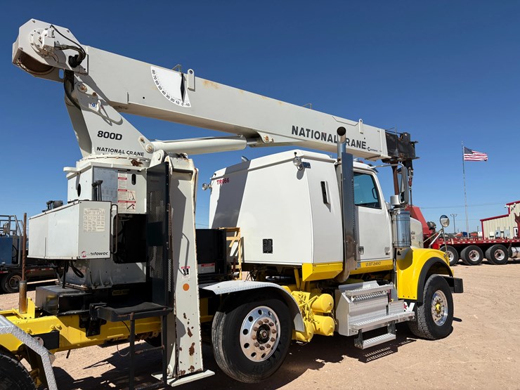 2012-western-star-4900fa-image-5