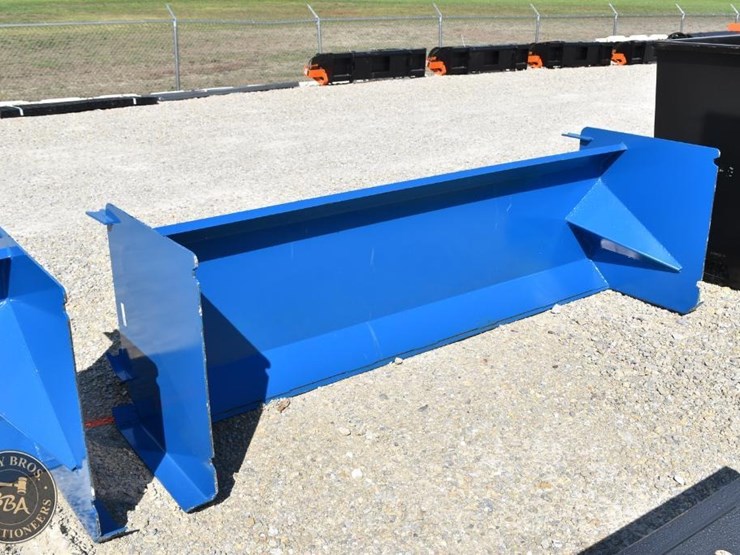 kit-containers-skid-steer-snow-pusher-47523-image-2
