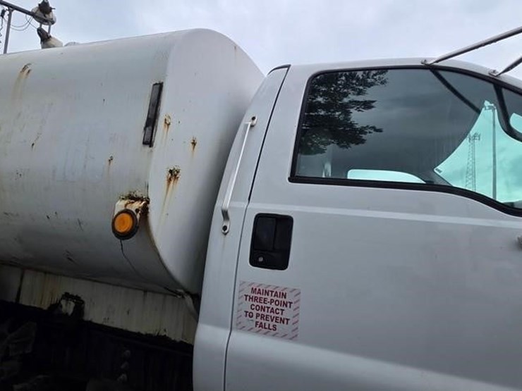 2006-ford-f750-sd-image-28