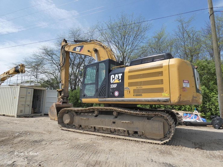 2017-caterpillar-336fl-image-1