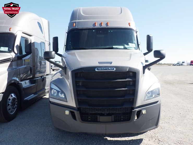 2024-freightliner-cascadia-126-image-2