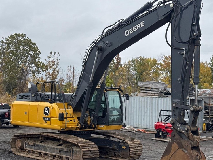 2023-deere-350-p-tier-image-1