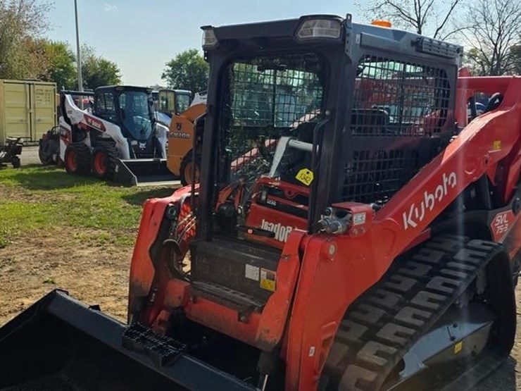 2023-kubota-svl75-3-image-35