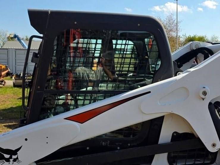 2019-bobcat-t650-image-29