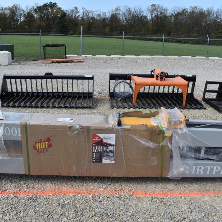 SDLANCH TWO POST VEHICLE LIFT 47577