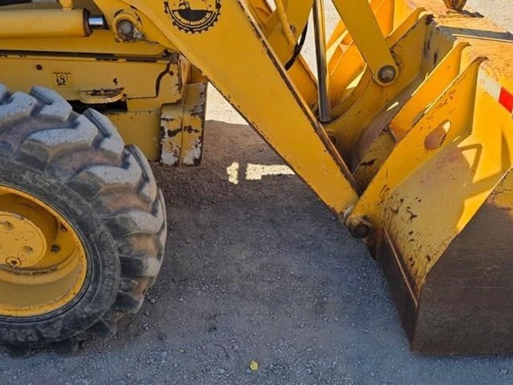 2006-deere-310sg-image-46