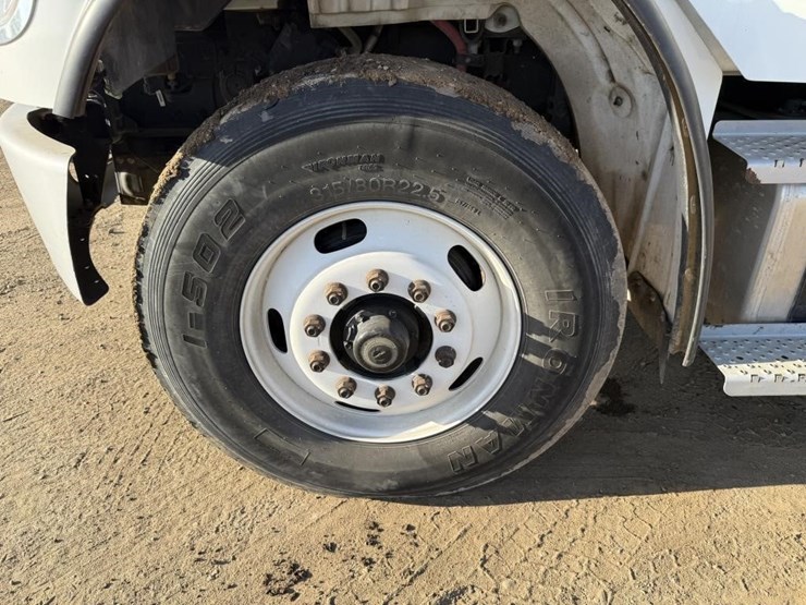 2019-freightliner-m2-dump-truck-image-39