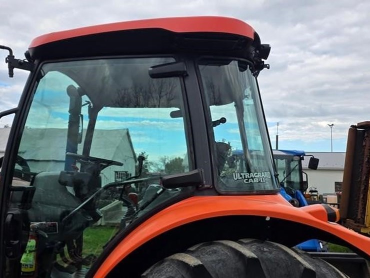 2017-kubota-m5-091d-image-18