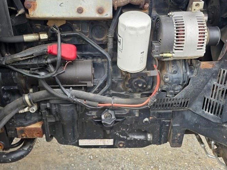 new-holland-t5040-image-43