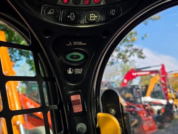 2016-bobcat-t650-image-54