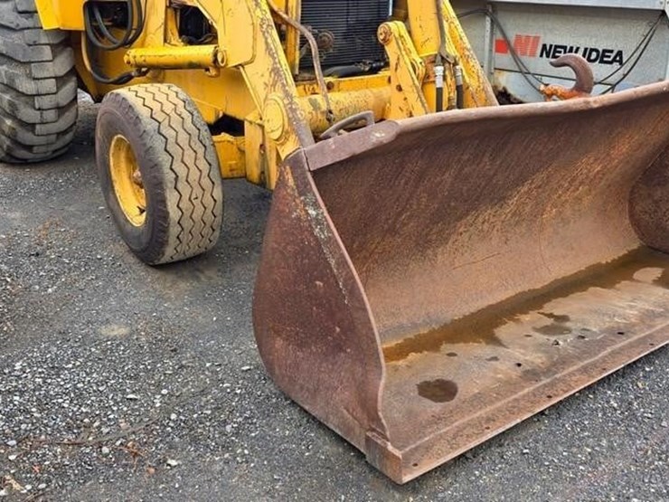 deere-710b-image-6
