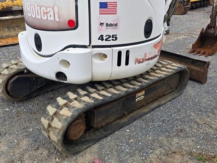 2009-bobcat-425-image-22