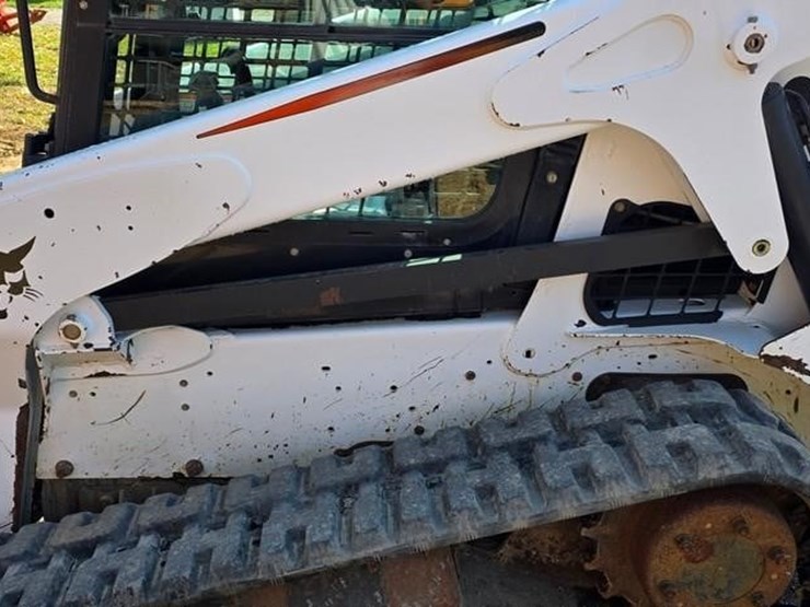 2016-bobcat-t650-image-28