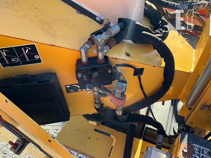 2011-vermeer-bc600xl-image-30