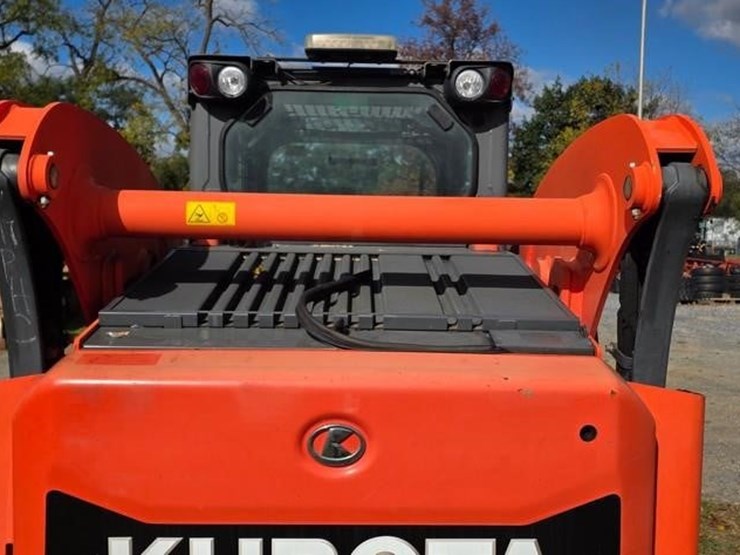 2019-kubota-ssv75-image-20