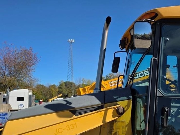 2006-deere-310sg-image-12