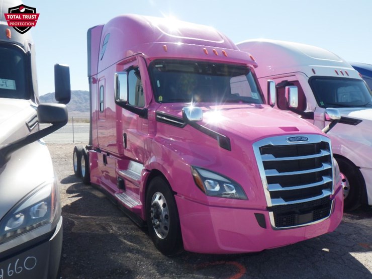 2024-freightliner-cascadia-126-image-3