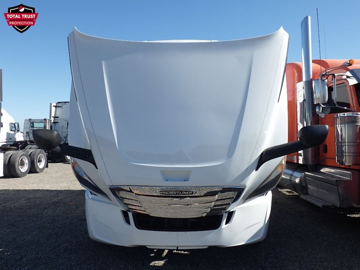 2022-freightliner-cascadia-126-image-31