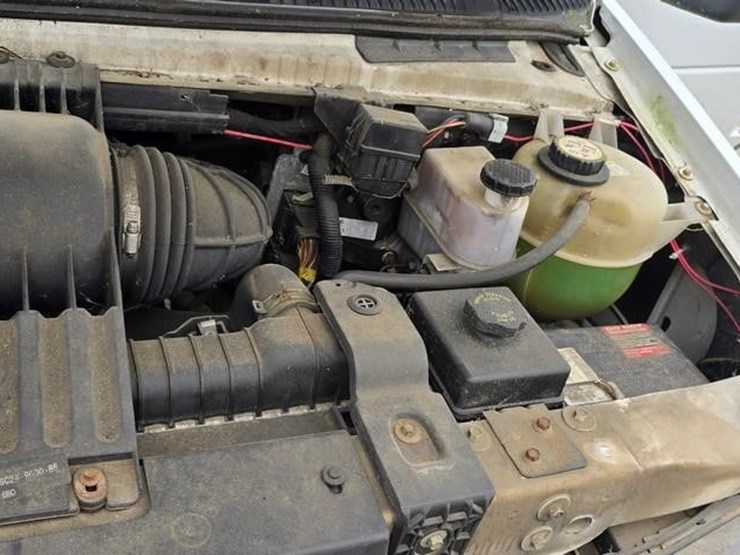 2006-ford-e250-image-13