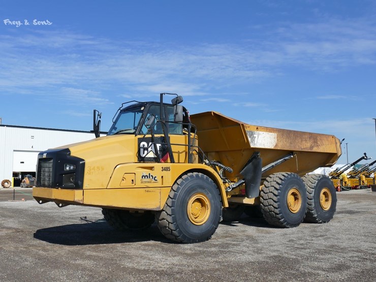 2015-caterpillar-740b-image-2