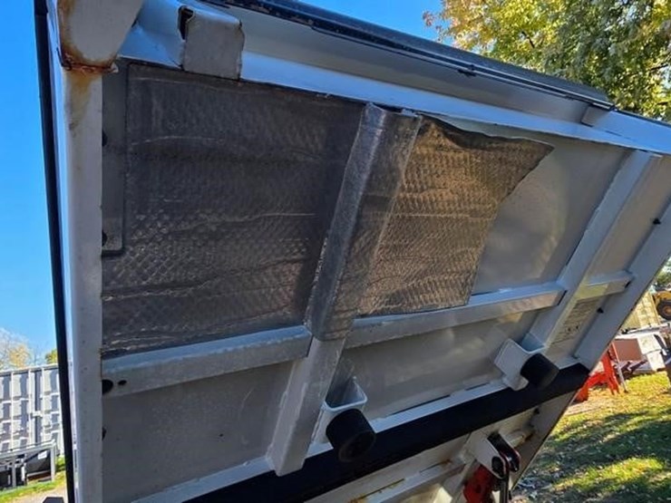 2010-bobcat-toolcat-5600-image-48