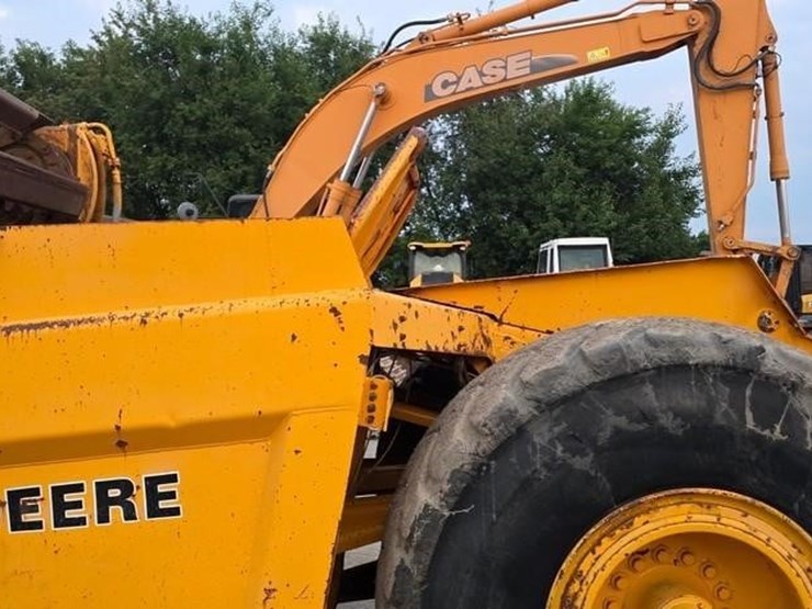 1984-deere-762a-image-18