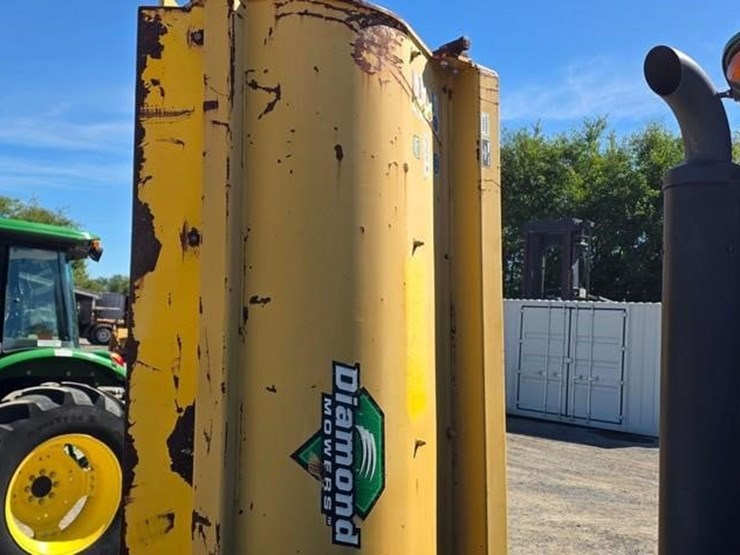 2019-john-deere-5100e-image-45