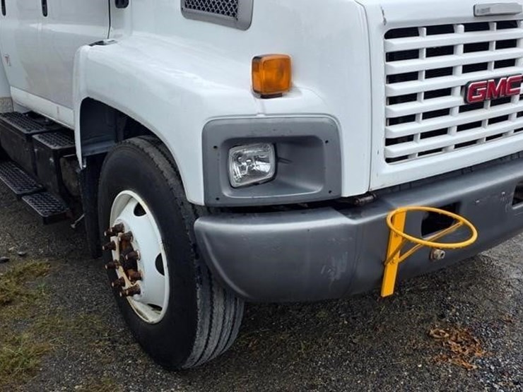 2007-gmc-topkick-c8500-image-32