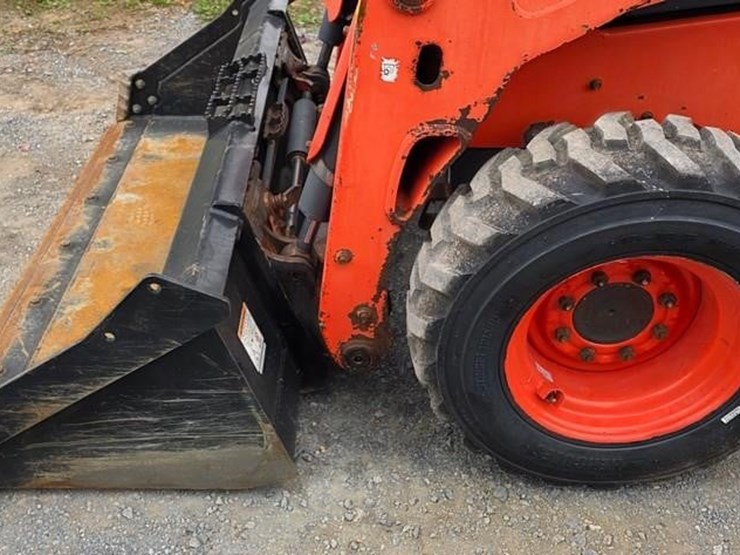 2016-kubota-ssv65-image-8