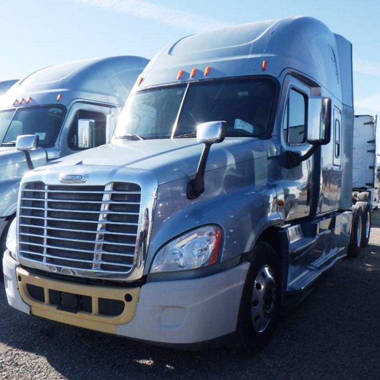 2016 FREIGHTLINER CASCADIA 125 EVOLUTION